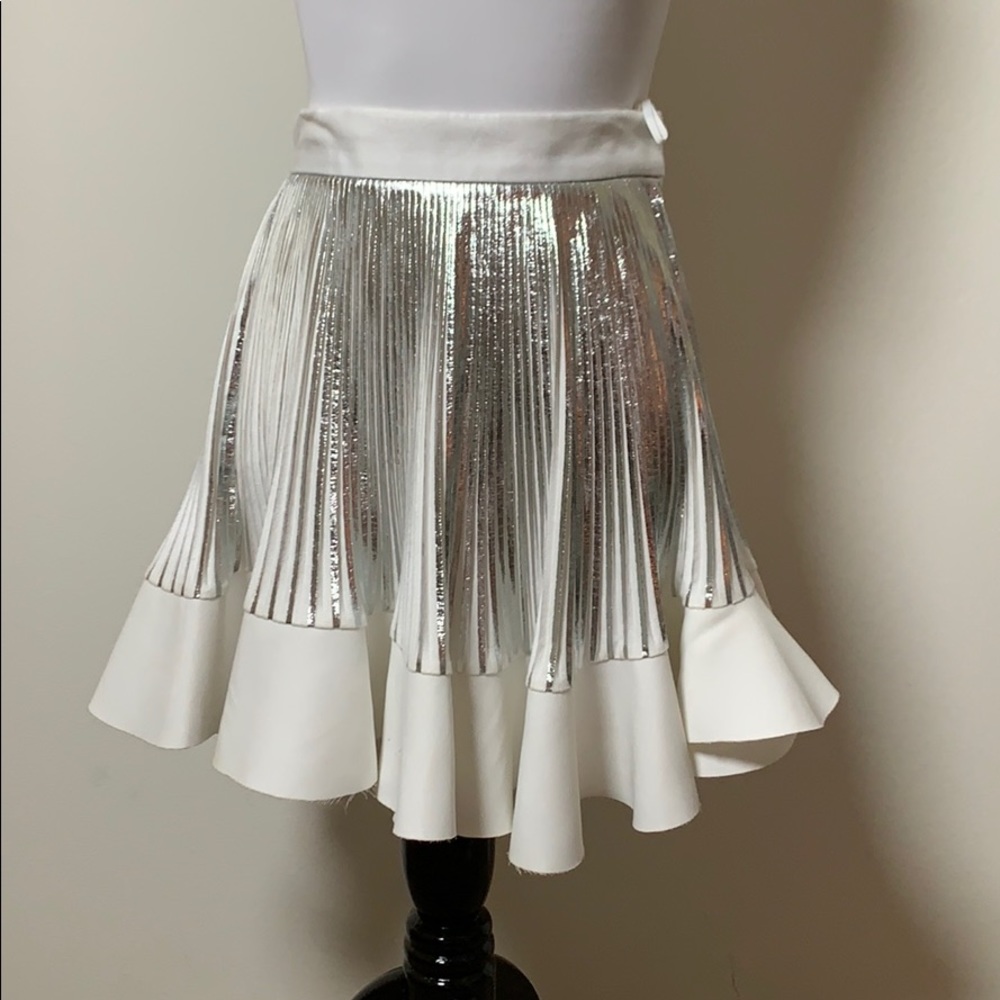 By Johnny skirt